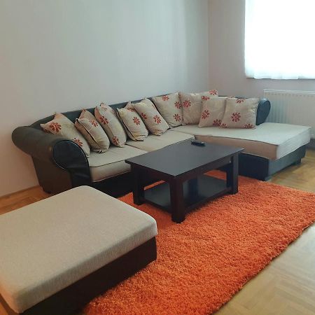 Apartman Mirage Σρέμσκα Μιτρόβιτσα Εξωτερικό φωτογραφία